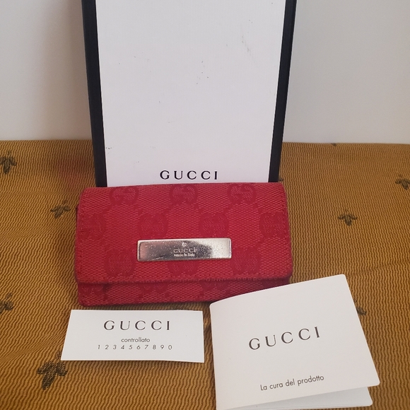 Gucci Keycase - Picture 2 of 9